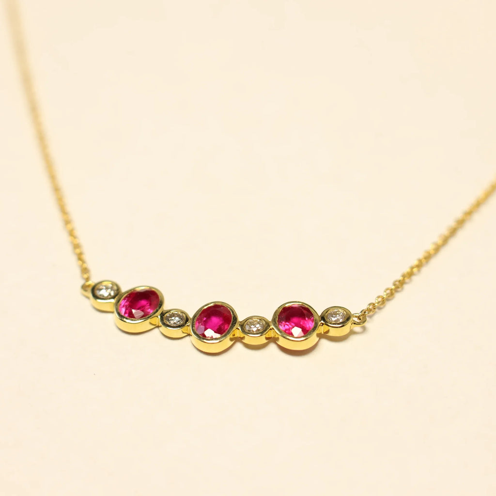 Necklace yellow gold 18 carat brilliant ruby charm 068539RA