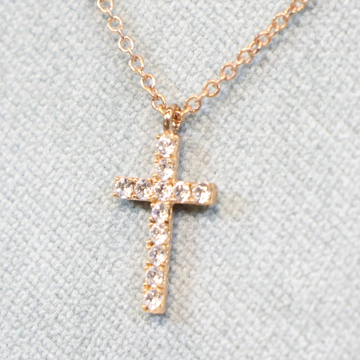 Rose silver necklace Cross pendant B4A05 Naiomy