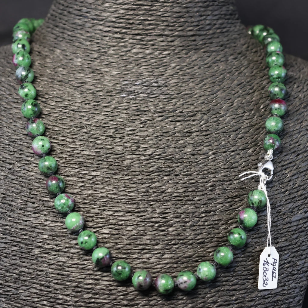 Semi-precious stone Ruby zoisite Necklace with silver clasp 00655325
