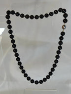 Semi-precious stone Onyx Necklace with silver magnetic clasp 00235201/b