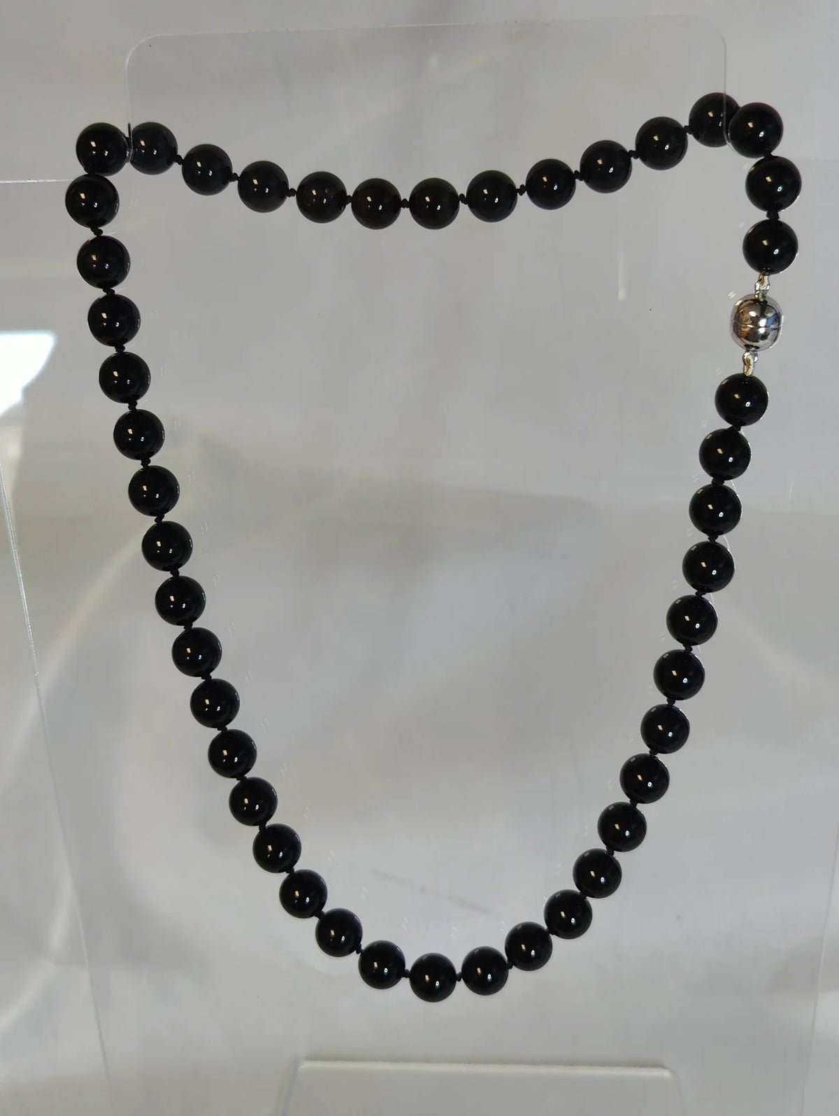 Semi-precious stone Onyx Necklace with silver magnetic clasp 00235201/b