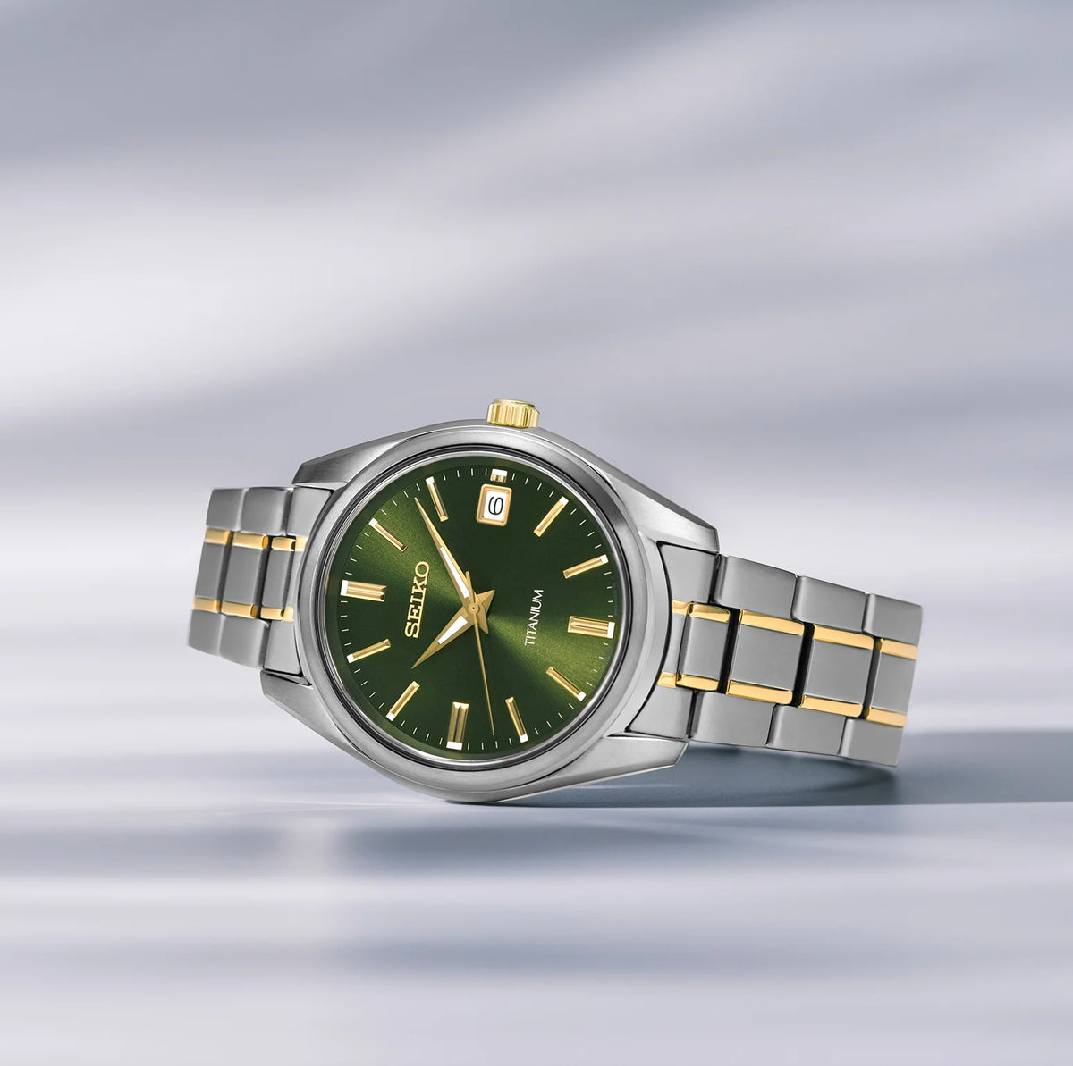 Seiko men's watch SUR377P1 titanium bicolor green dial