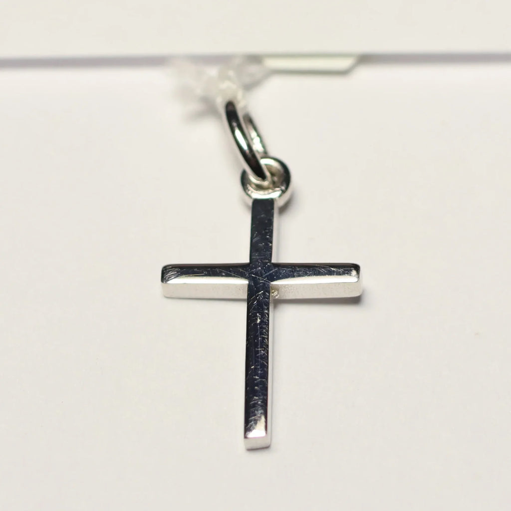 Silver small cross pendant 15mm