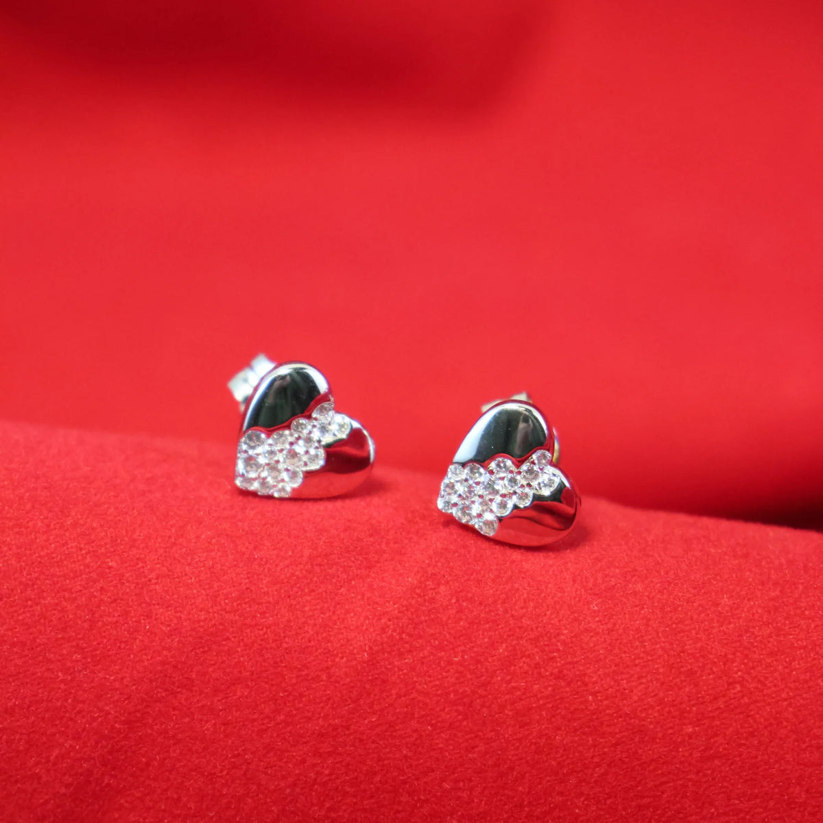 Naiomy silver earrings hearts zirconia B0G06