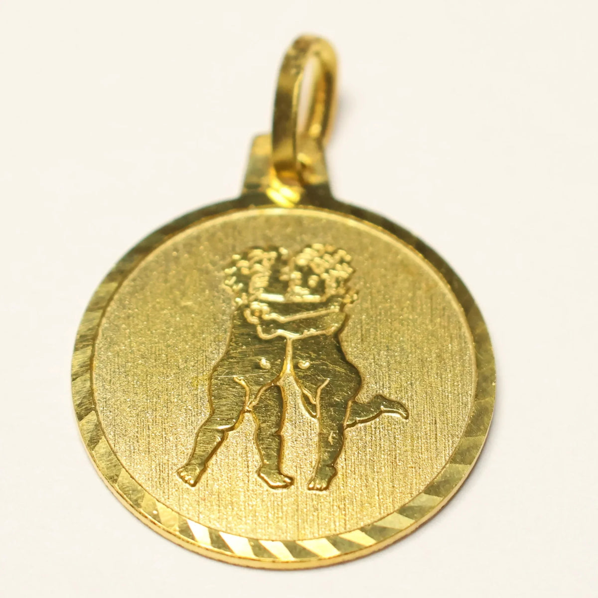 Tresor plaque zodiac sign round pendant twins